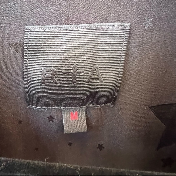 RtA TONE ON TONE BLACK STARS SILK BUTTON DOWN LONG SLEEVE SHIRT - Picture 2 of 8